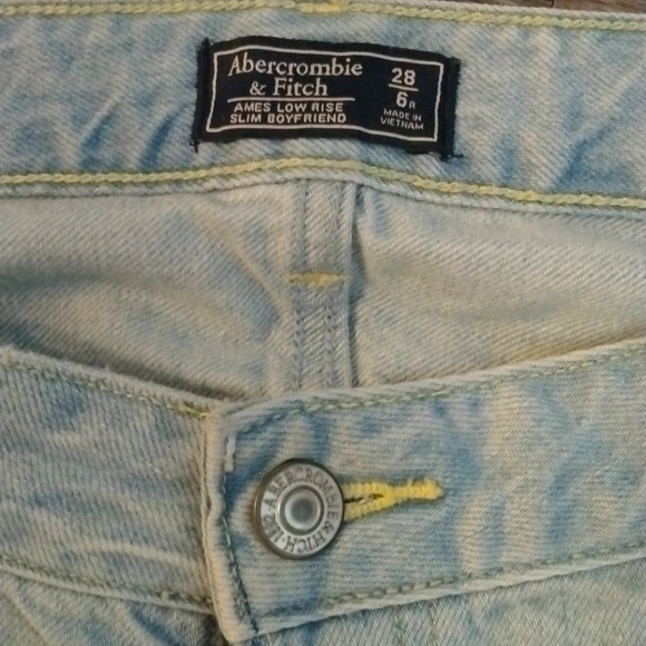 ABERCROMBIE & FITCH- Ames Low Rise Slim Boyfriend Jeans Size 28 - Picture 4 of 5